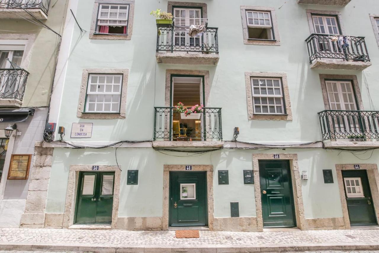 Golden Cage Chiado - Charm Historic And Cozy Apartman Lisboa Kültér fotó