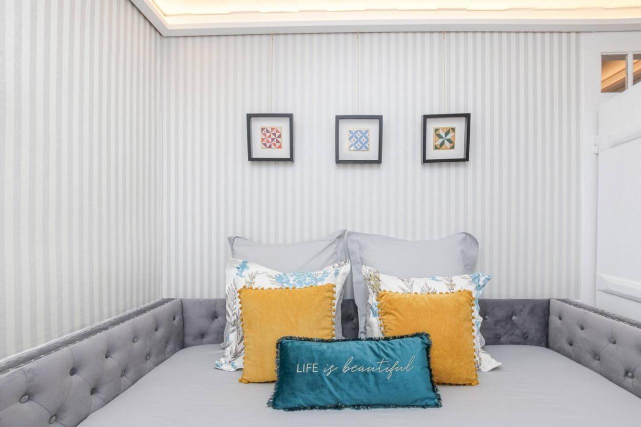Golden Cage Chiado - Charm Historic And Cozy Apartman Lisboa Kültér fotó