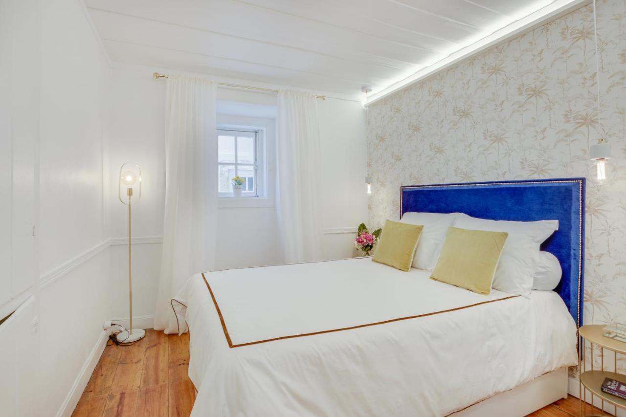 Golden Cage Chiado - Charm Historic And Cozy Apartman Lisboa Kültér fotó